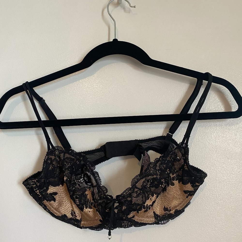 Victoria's Secret Swarovski bra PLUS garter belt